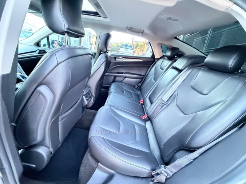 FUSION 2.0 TITANIUM AWD 16V GASOLINA 4P AUTOMÁTICO - 2015 - FELIZ