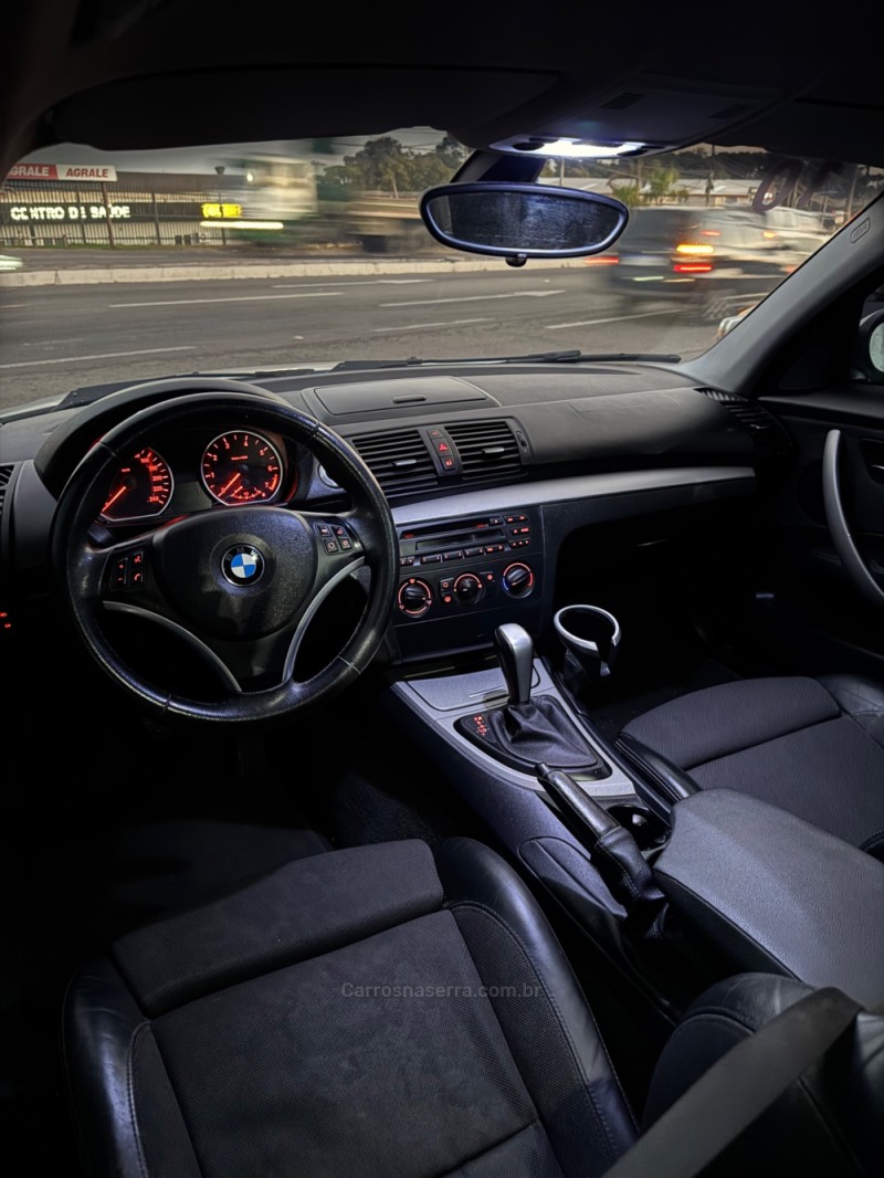 118I 2.0 TOP HATCH 16V GASOLINA 4P AUTOMÁTICO - 2010 - CAXIAS DO SUL