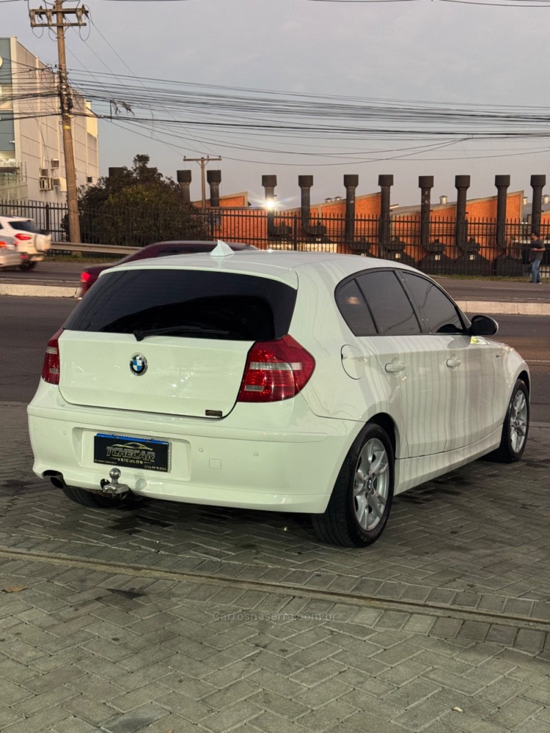 118I 2.0 TOP HATCH 16V GASOLINA 4P AUTOMÁTICO - 2010 - CAXIAS DO SUL