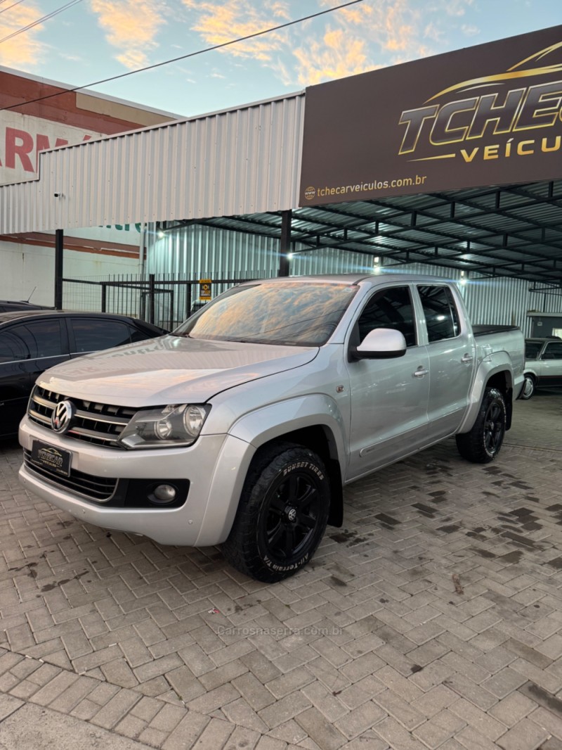 AMAROK 2.0 TRENDLINE 4X4 CD 16V TURBO INTERCOOLER DIESEL 4P AUTOMÁTICO - 2013 - CAXIAS DO SUL