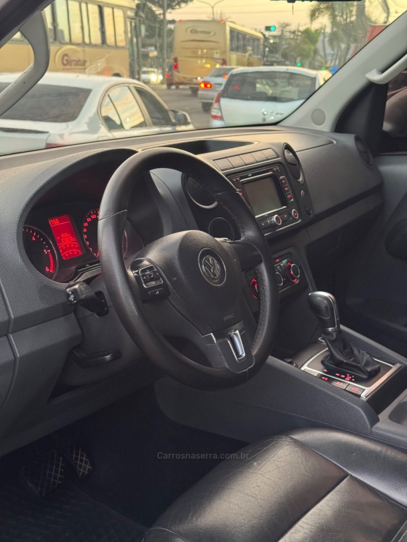AMAROK 2.0 TRENDLINE 4X4 CD 16V TURBO INTERCOOLER DIESEL 4P AUTOMÁTICO - 2013 - CAXIAS DO SUL