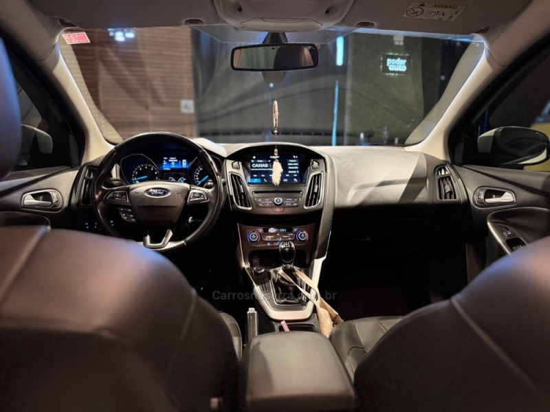FOCUS 1.6 SE PLUS 16V FLEX 4P MANUAL - 2018 - FARROUPILHA