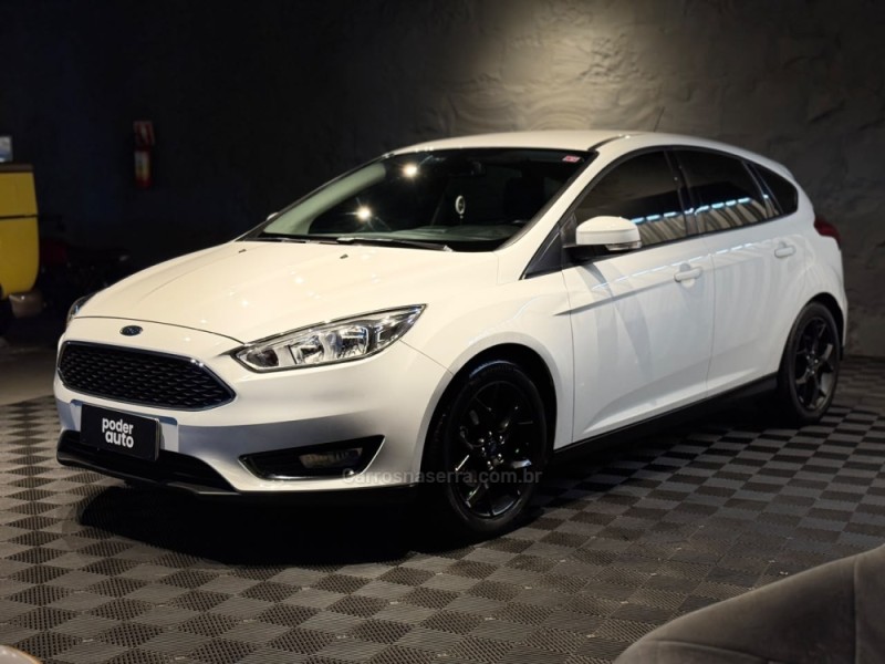 FOCUS 1.6 SE PLUS 16V FLEX 4P MANUAL - 2018 - FARROUPILHA