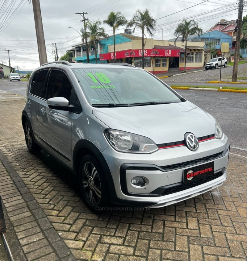 UP 1.0 TSI CROSS 12V FLEX 4P MANUAL - 2018 - PAROBé