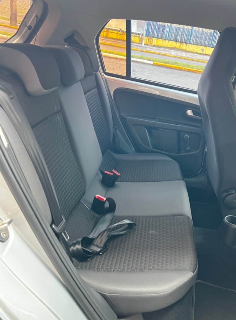 UP 1.0 TSI CROSS 12V FLEX 4P MANUAL - 2018 - PAROBé