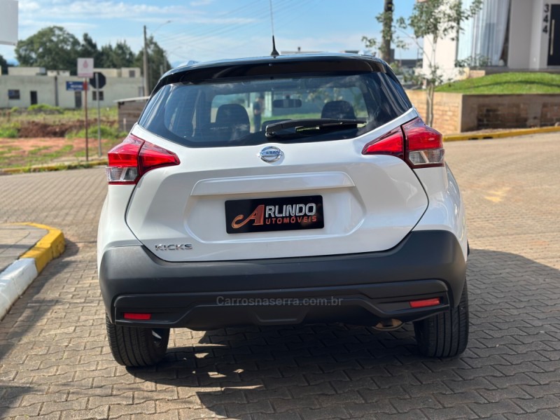 KICKS 1.6 ACTIVE 16V FLEX 4P AUTOMÁTICO - 2019 - PAROBé