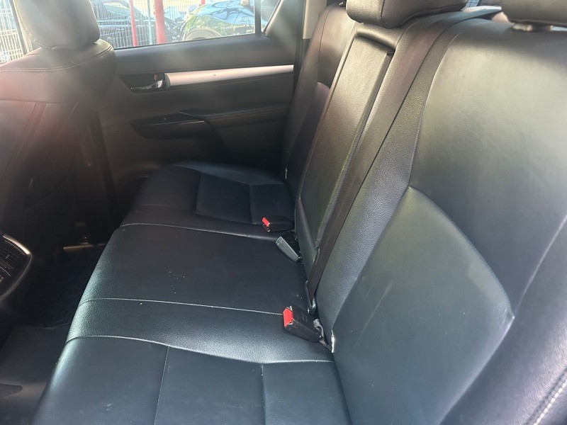HILUX 2.8 SRX PLUS 4X4 CD TURBO DIESEL 4P AUTOMÁTICO - 2017 - TRêS COROAS