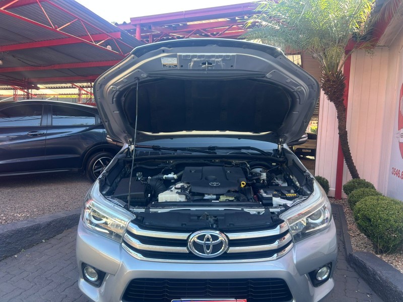 HILUX 2.8 SRX PLUS 4X4 CD TURBO DIESEL 4P AUTOMÁTICO - 2017 - TRêS COROAS