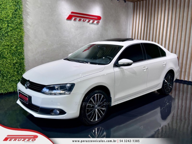 jetta 2.0 tsi highline 200cv gasolina 4p tiptronic 2013 nova prata