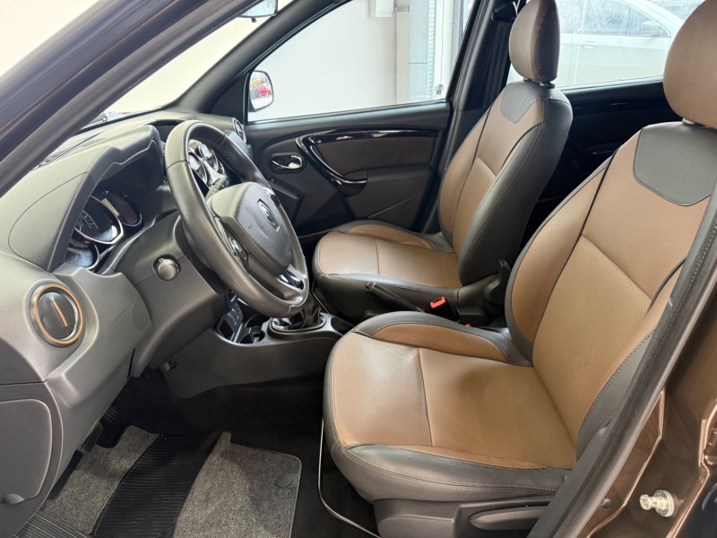 DUSTER 1.6 DYNAMIQUE 4X2 16V FLEX 4P AUTOMÁTICO - 2018 - CAXIAS DO SUL