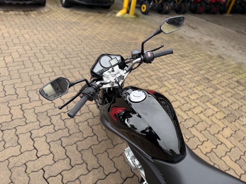 CB 300R  - 2011 - BENTO GONçALVES