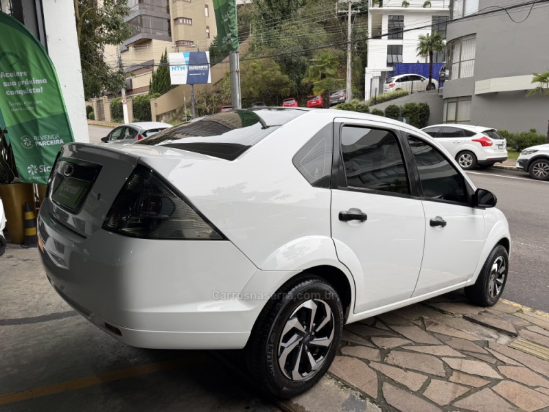 FIESTA 1.6 MPI CLASS SEDAN 8V FLEX 4P MANUAL - 2011 - BENTO GONçALVES