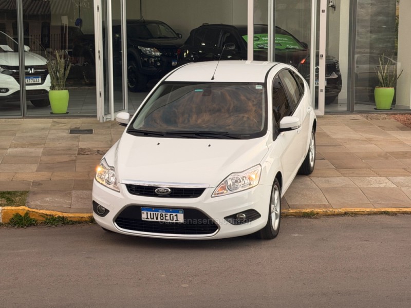FOCUS 2.0 GLX 16V FLEX 4P MANUAL - 2013 - FARROUPILHA