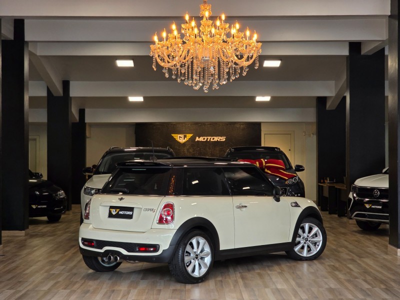 COOPER 1.6 S 16V TURBO GASOLINA 2P AUTOMÁTICO - 2011 - CAXIAS DO SUL