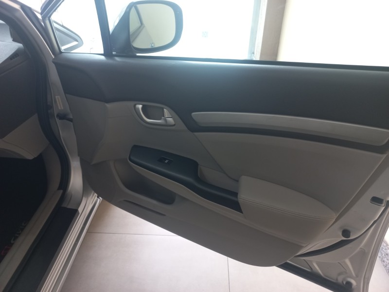 CIVIC 1.8 EXS 16V GASOLINA 4P AUTOMÁTICO - 2013 - BENTO GONçALVES