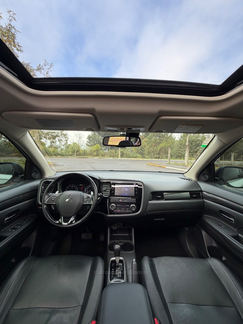OUTLANDER 3.0 GT 4X4 V6 24V GASOLINA 4P AUTOMÁTICO - 2016 - BENTO GONçALVES