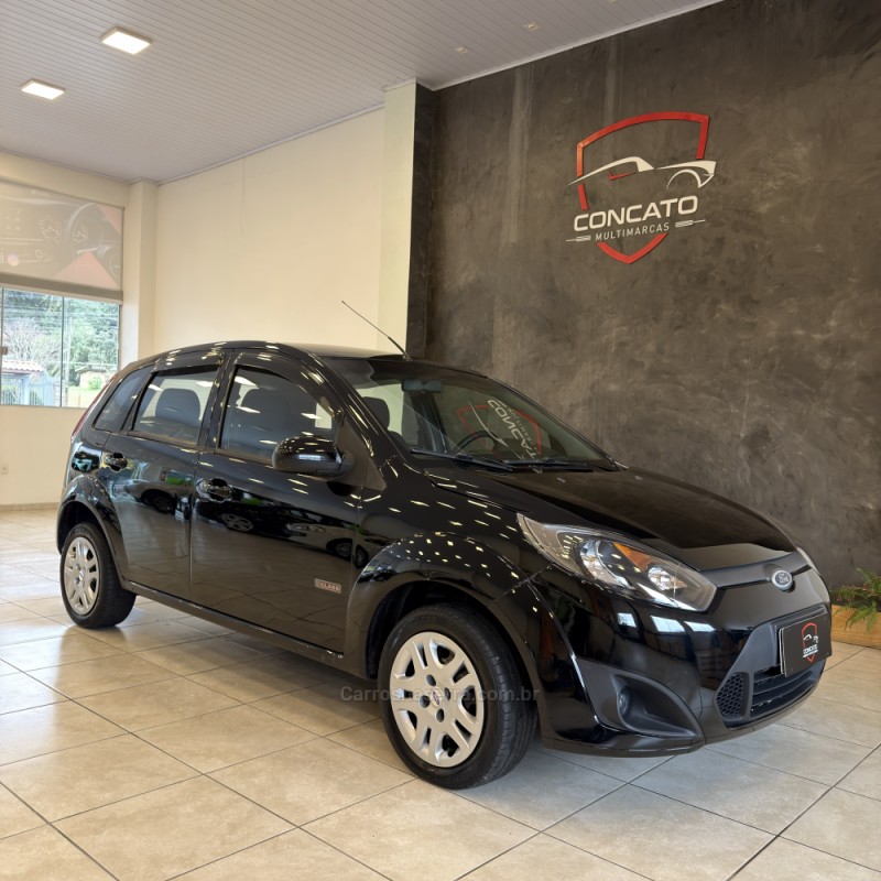 FIESTA 1.6 MPI CLASS 8V GASOLINA 4P MANUAL - 2011 - FARROUPILHA