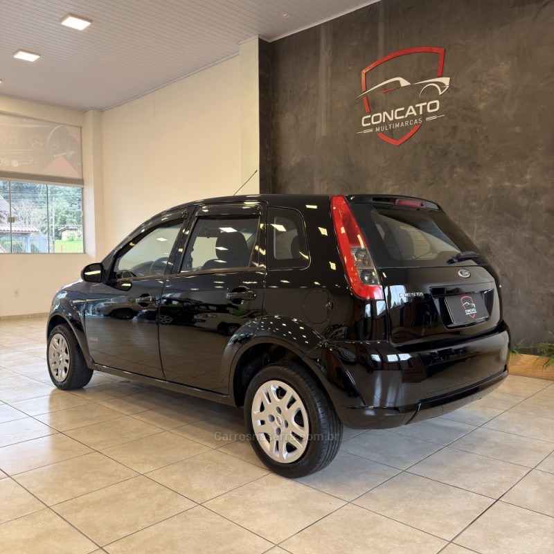 FIESTA 1.6 MPI CLASS 8V GASOLINA 4P MANUAL - 2011 - FARROUPILHA