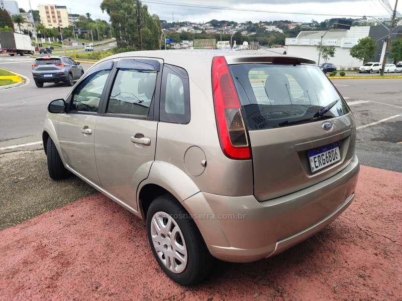 FIESTA 1.0 MPI GL CLASS 8V GASOLINA 4P MANUAL - 2011 - FARROUPILHA