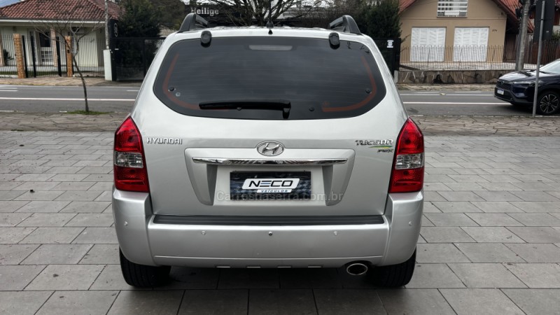 TUCSON 2.0 MPFI GLS 16V 143CV 2WD FLEX 4P AUTOMÁTICO - 2013 - BENTO GONçALVES