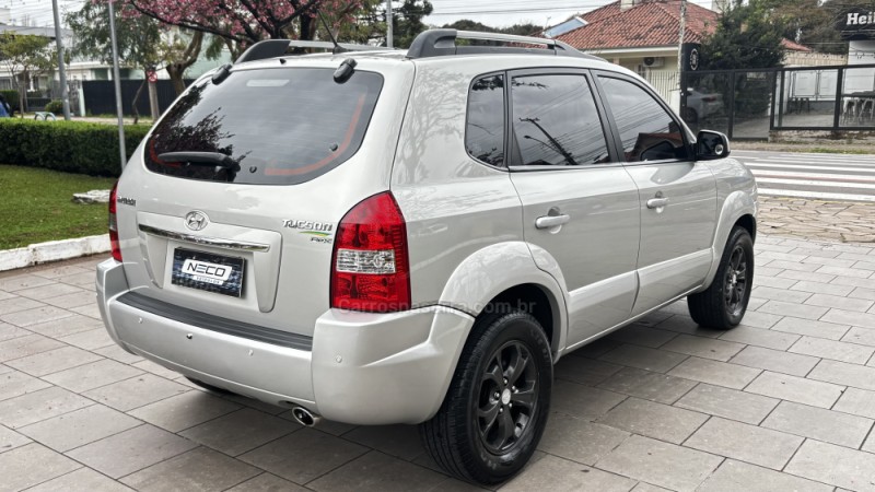 TUCSON 2.0 MPFI GLS 16V 143CV 2WD FLEX 4P AUTOMÁTICO - 2013 - BENTO GONçALVES