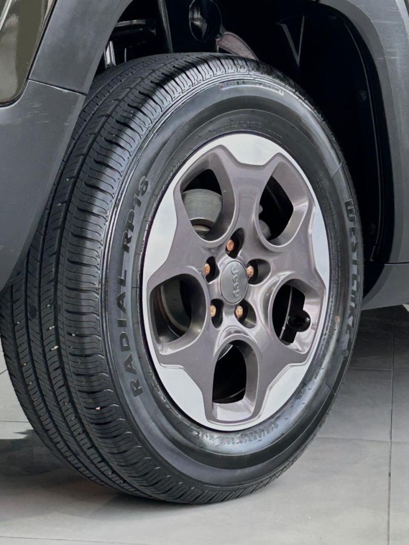 RENEGADE 1.8 16V FLEX SPORT 4P AUTOMÁTICO - 2017 - CAXIAS DO SUL