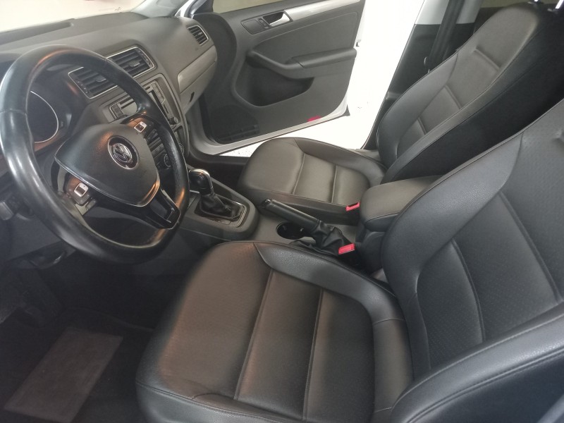 JETTA 1.4 16V TSI COMFORTLINE GASOLINA 4P TIPTRONIC - 2017 - BENTO GONçALVES