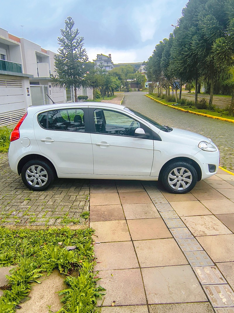 PALIO 1.0 MPI ATTRACTIVE 8V FLEX 4P MANUAL - 2016 - FARROUPILHA