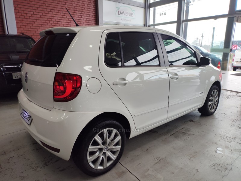 FOX 1.0 ITREND 8V FLEX 4P MANUAL - 2012 - TAQUARA