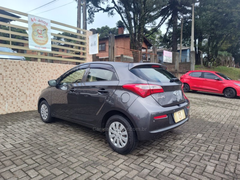HB20 1.0 COMFORT 12V FLEX 4P MANUAL - 2018 - CANELA
