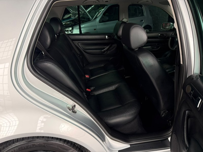 GOLF 1.6 MI GENERATION 8V GASOLINA 4P MANUAL - 2004 - CAXIAS DO SUL