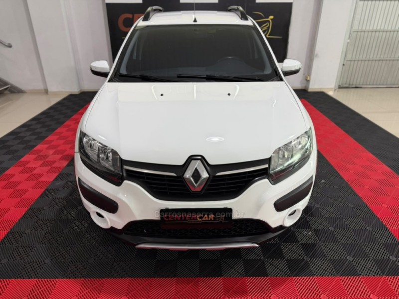 SANDERO 1.6 STEPWAY 16V FLEX 4P MANUAL - 2017 - NOVO HAMBURGO