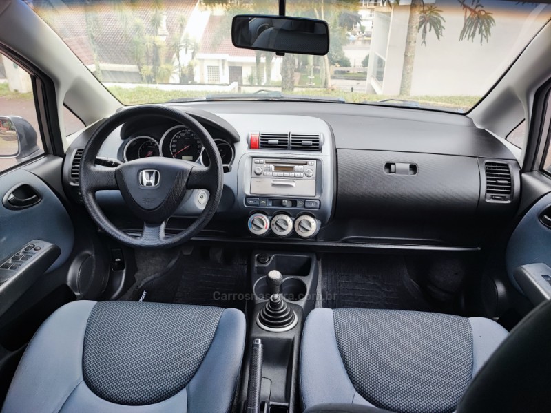 FIT 1.4 LX 8V GASOLINA 4P MANUAL - 2007 - FARROUPILHA