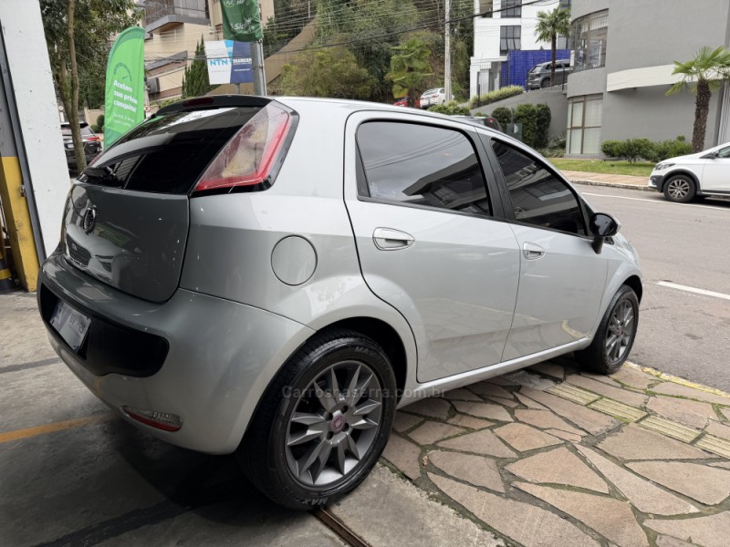 PUNTO 1.4 ATTRACTIVE 8V FLEX 4P MANUAL - 2013 - BENTO GONçALVES