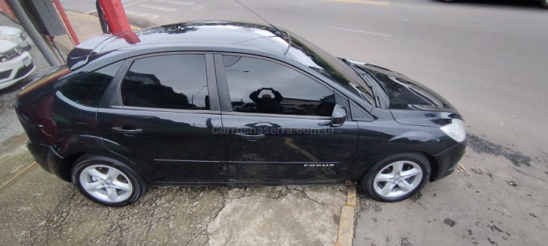 FOCUS 1.6 GLX 16V FLEX 4P MANUAL - 2013 - FARROUPILHA