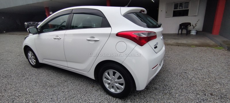 HB20 1.6 COMFORT STYLE 16V FLEX 4P MANUAL - 2014 - FARROUPILHA
