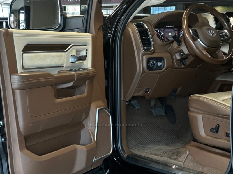 3500 LARAMIE 6.7 CD 4X4 TURBO DIESEL 4P AUTOMÁTICO - 2022 - NOVO HAMBURGO