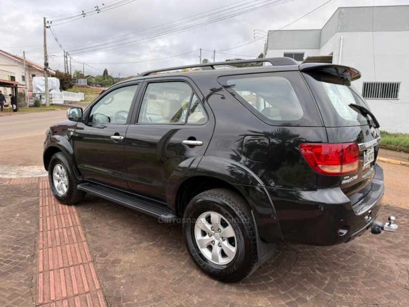 HILUX SW4 3.0 SRV 4X4 16V TURBO INTERCOOLER DIESEL 4P MANUAL - 2008 - GUAPORé
