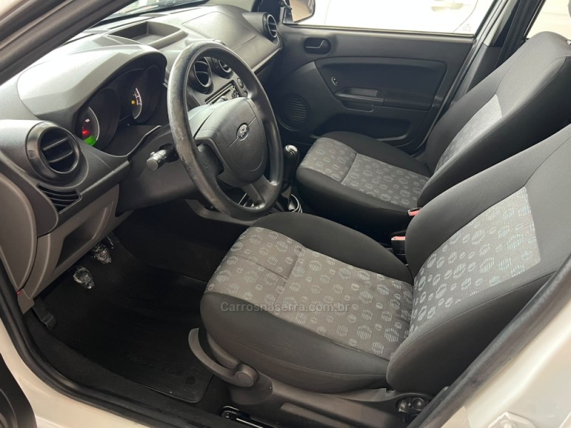 FIESTA 1.6 ROCAM HATCH 8V FLEX 4P MANUAL - 2012 - CAXIAS DO SUL