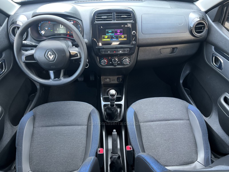 KWID 1.0 12V SCE FLEX INTENSE MANUAL - 2023 - DOIS IRMãOS
