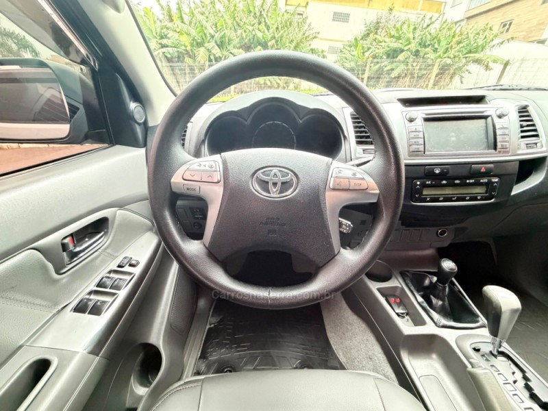 HILUX 3.0 SRV 4X4 CD 16V TURBO INTERCOOLER DIESEL 4P AUTOMÁTICO - 2014 - FELIZ