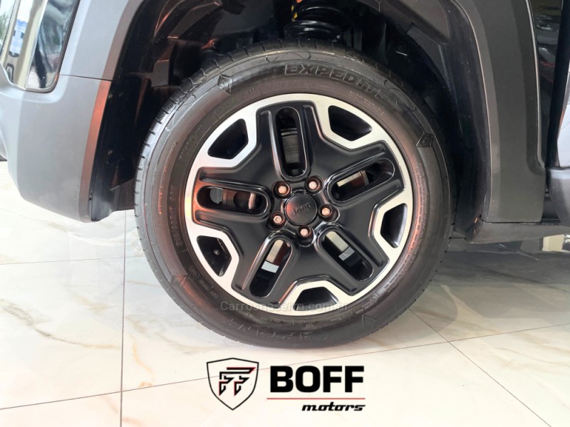 RENEGADE 2.0 16V TURBO DIESEL TRAILHAWK 4P 4X4 AUTOMÁTICO - 2016 - CAXIAS DO SUL