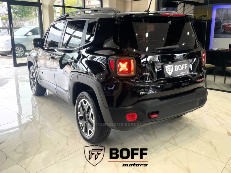 RENEGADE 2.0 16V TURBO DIESEL TRAILHAWK 4P 4X4 AUTOMÁTICO - 2016 - CAXIAS DO SUL