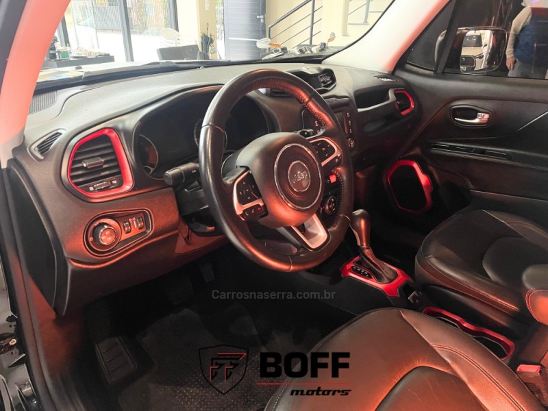 RENEGADE 2.0 16V TURBO DIESEL TRAILHAWK 4P 4X4 AUTOMÁTICO - 2016 - CAXIAS DO SUL