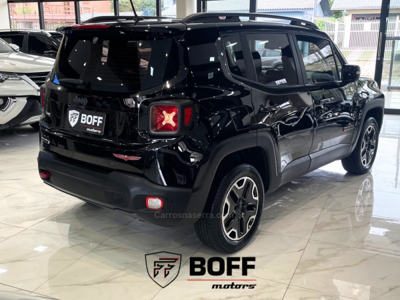 RENEGADE 2.0 16V TURBO DIESEL TRAILHAWK 4P 4X4 AUTOMÁTICO - 2016 - CAXIAS DO SUL