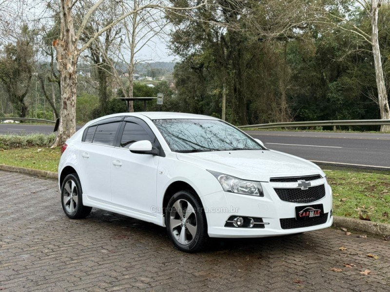 CRUZE 1.8 LT 16V FLEX 4P MANUAL - 2014 - DOIS IRMãOS