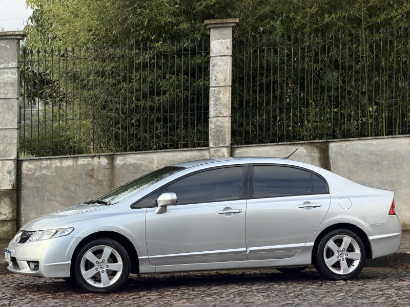 CIVIC 1.8 LXS 16V FLEX 4P AUTOMÁTICO - 2009 - DOIS IRMãOS