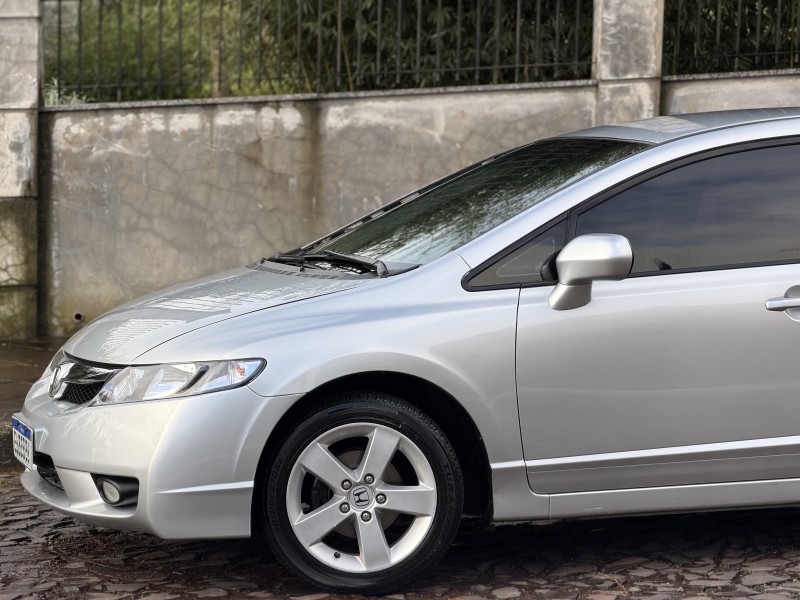 CIVIC 1.8 LXS 16V FLEX 4P AUTOMÁTICO - 2009 - DOIS IRMãOS