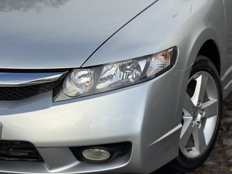 CIVIC 1.8 LXS 16V FLEX 4P AUTOMÁTICO - 2009 - DOIS IRMãOS
