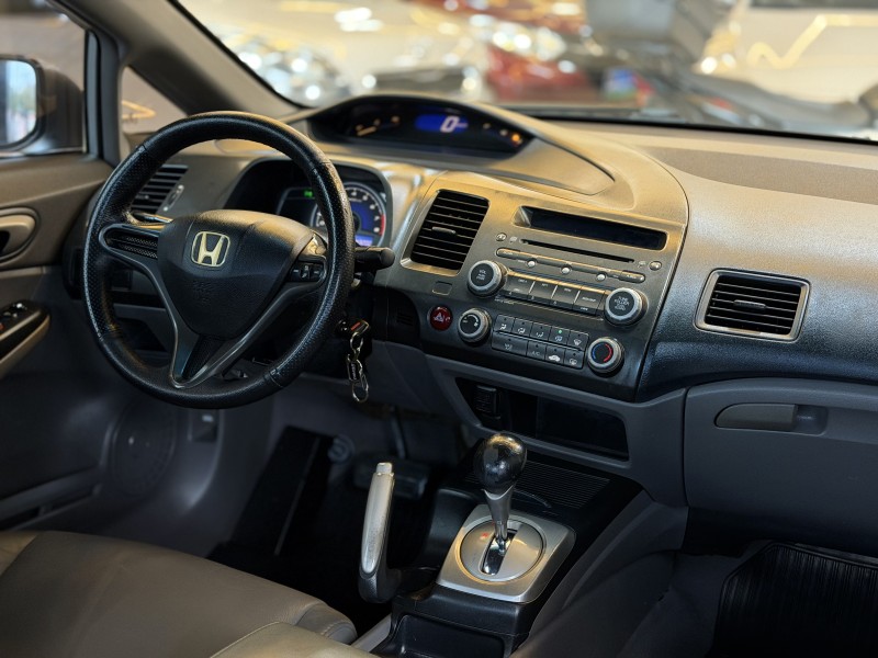 CIVIC 1.8 LXS 16V FLEX 4P AUTOMÁTICO - 2009 - DOIS IRMãOS